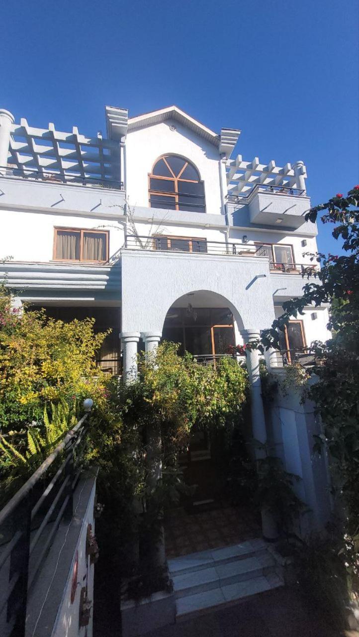 Inn Of The Four Sisters 贡德尔 外观 照片