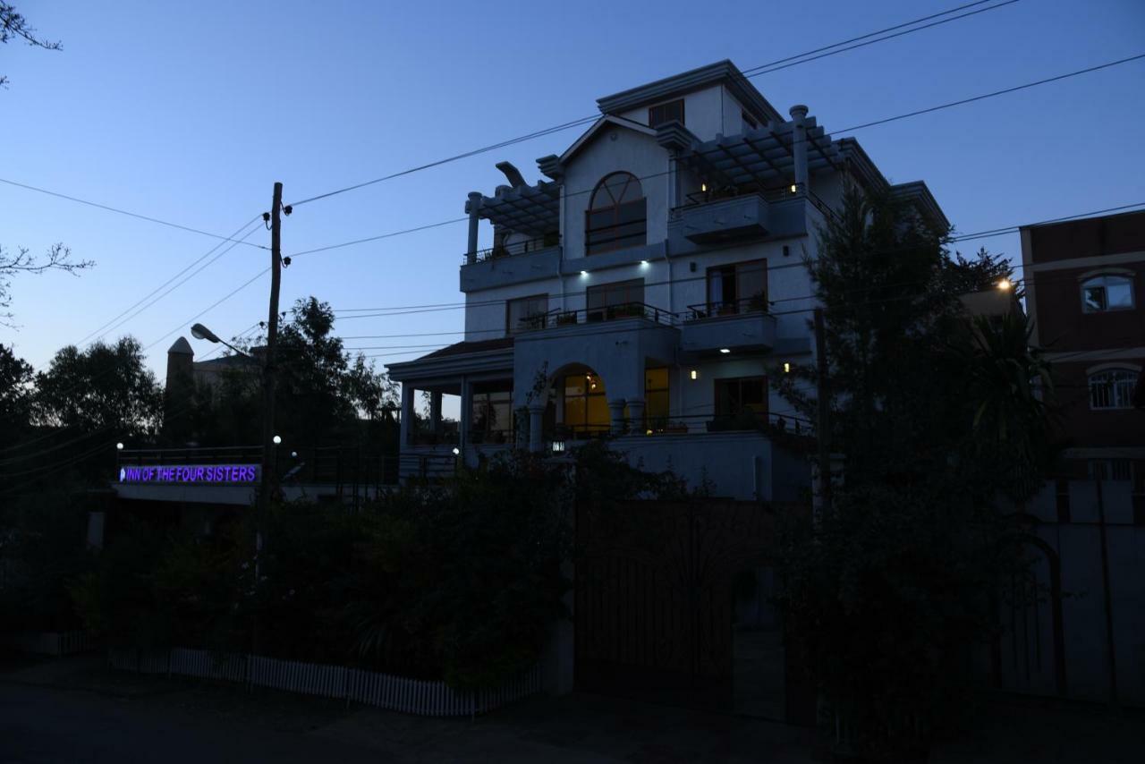 Inn Of The Four Sisters 贡德尔 外观 照片